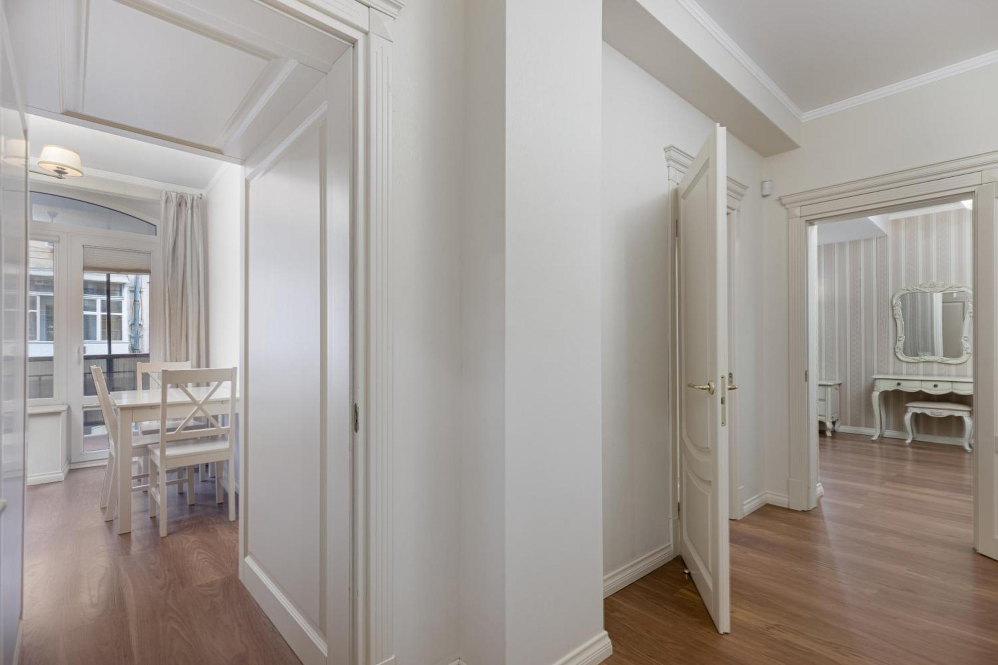 Deribasivska 10 Luxury Apartment Odessa Ngoại thất bức ảnh
