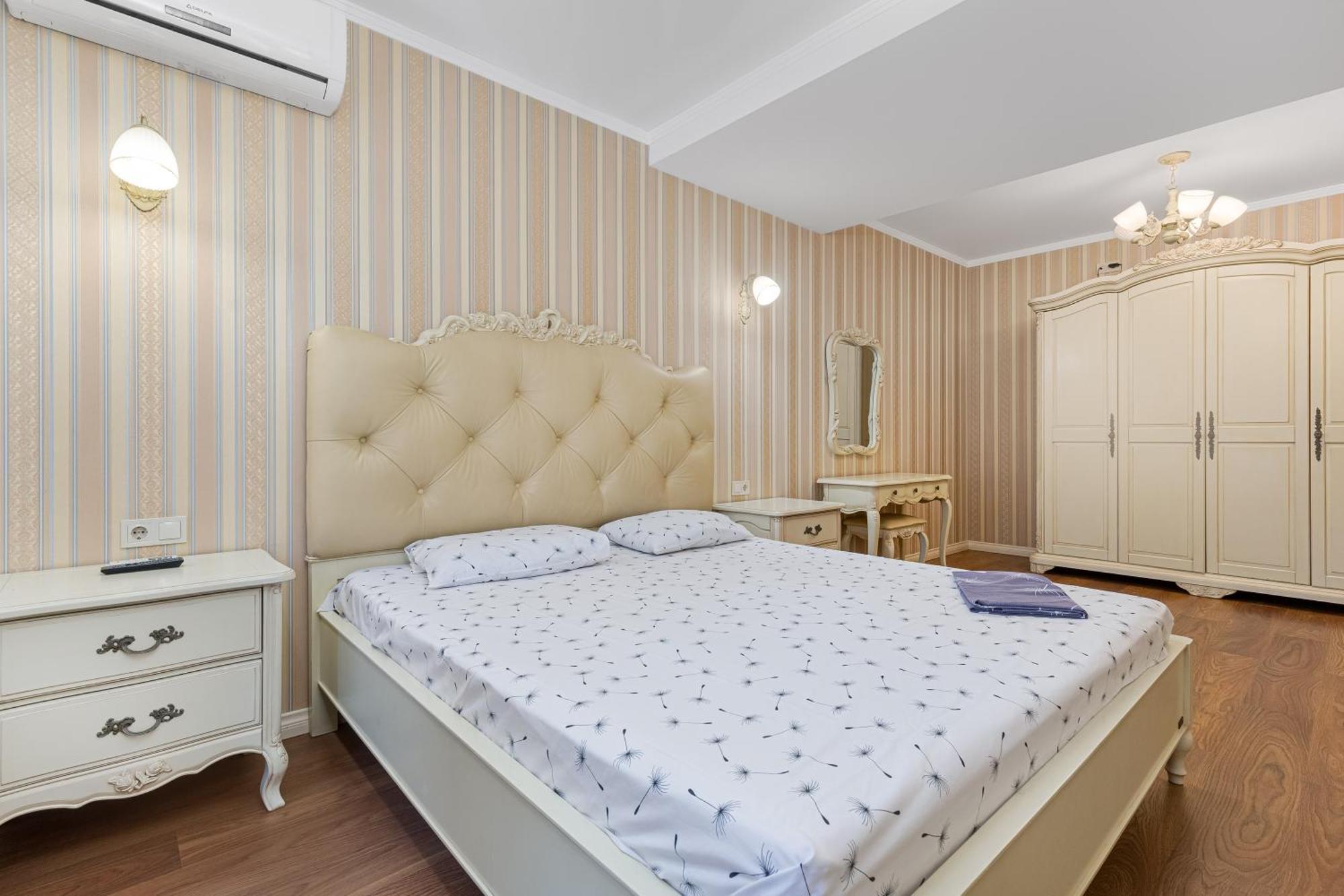 Deribasivska 10 Luxury Apartment Odessa Ngoại thất bức ảnh